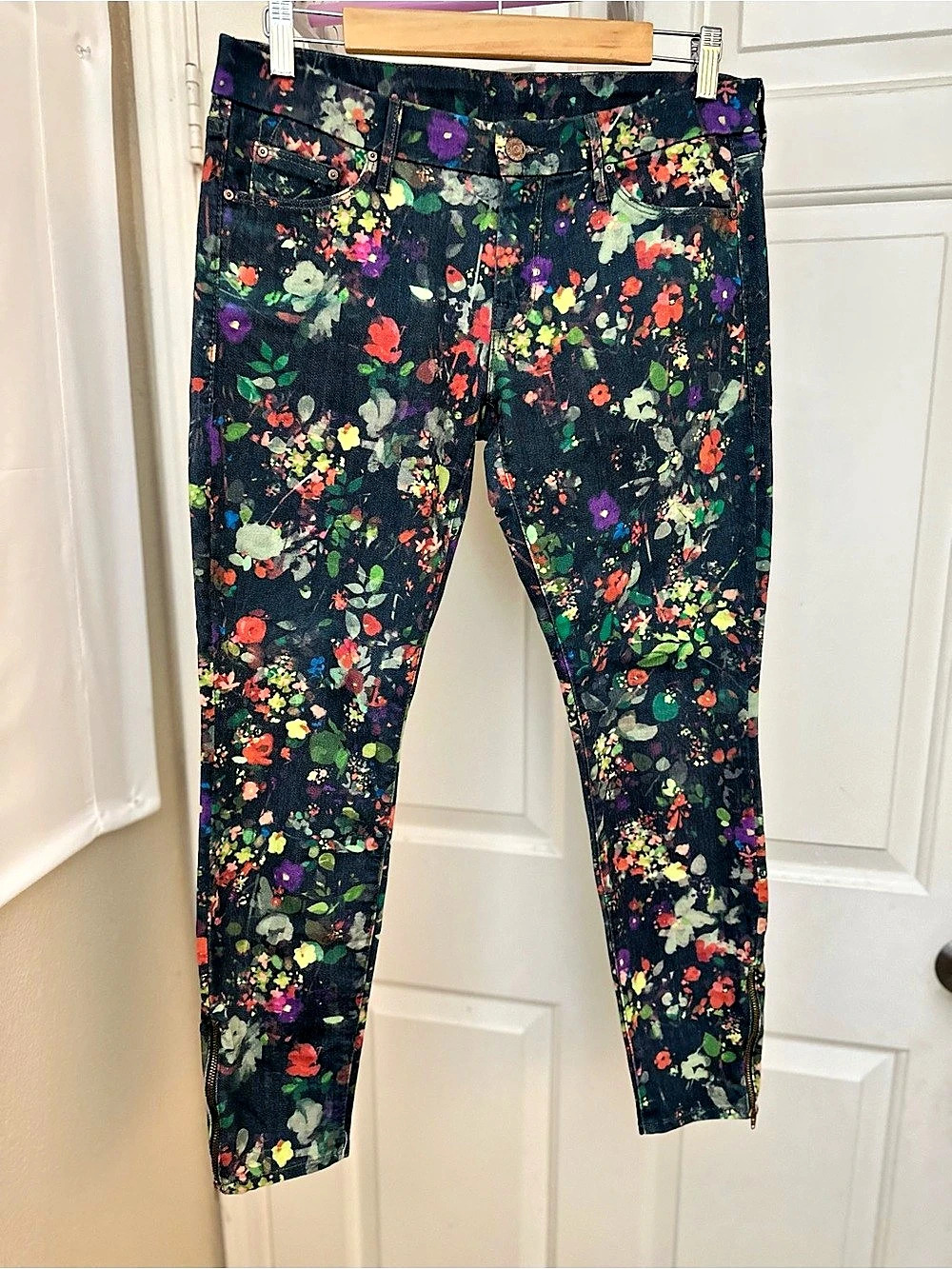 MOTHER The Looker Ankle Zip The Magical Forest Floral Skinny Jeans